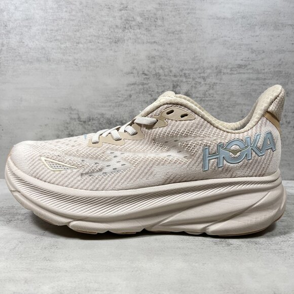 Hoka One One Clifton 9 Running Shoes - Women's Size 7.5 - Cream - Picture 1 of 10